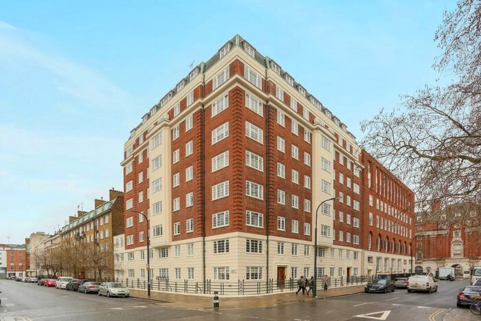 1 Bedroom Flat For Sale In Tavistock Square, Bloomsbury, WC1H
