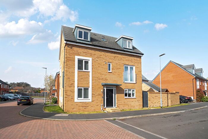 5 Bedroom Detached House For Sale In Apple Tree Close, Norton Fitzwarren, TA2