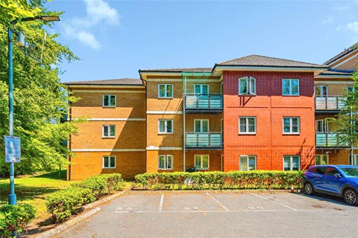2 Bedroom Flat For Sale In The Parklands, Bedfordshire, LU5