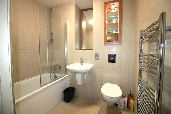 2 Bedroom Apartment To Rent In Jet Centro, St. Marys Road, Sheffield, S2