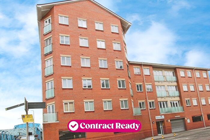 2 Bedroom Flat For Sale In Old Harbour Court, Wincolmlee, Hull, HU2