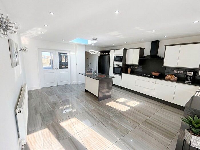 3 Bedroom Terraced House For Sale In Cobham Road, Seven Kings, IG3