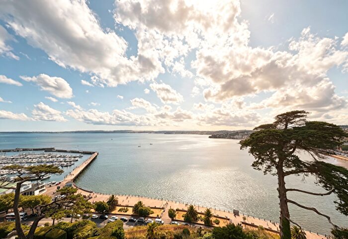 1 Bedroom Flat To Rent In Warren Road, Torquay, TQ2
