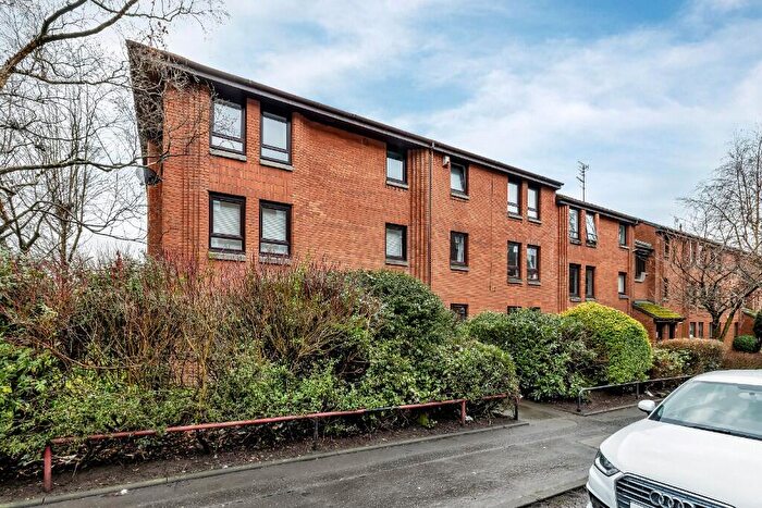 2 Bedroom Flat For Sale In Budhill Avenue, Glasgow, G32