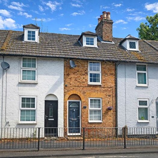 2 Bedroom Terraced House For Sale In Ashford Road, Maidstone, ME14