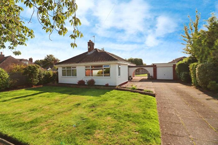 2 Bedroom Detached Bungalow For Sale In Broadmead, Heswall, CH60