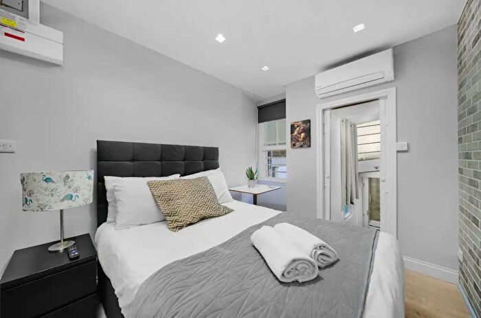 1 Bedroom Studio To Rent In Bell Street, London, NW1