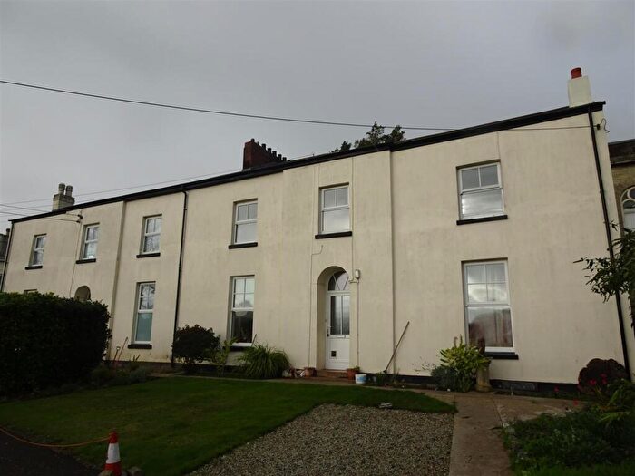 3 Bedroom Flat To Rent In Bodmin Road St Austell, PL25