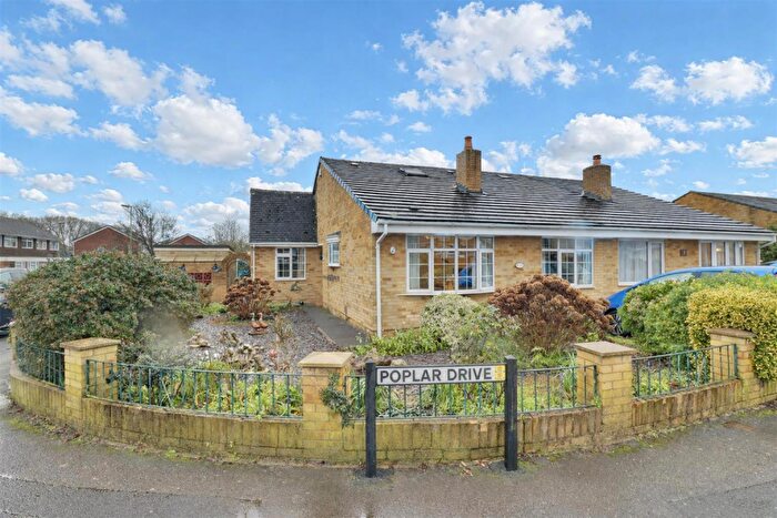 3 Bedroom Semi-Detached Bungalow For Sale In Poplar Drive, Fareham, Hampshire, PO14