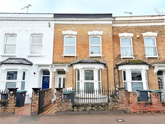 3 Bedroom Terraced House For Sale In Grove Road, London, N15