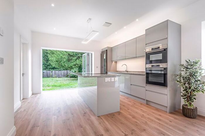 2 Bedroom Detached Bungalow To Rent In Bed Detached Bungalow With Garage, Pembury Road, Tunbridge Wells, TN2