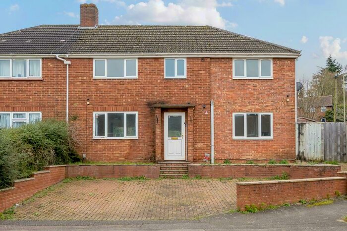 5 Bedroom Semi-Detached House To Rent In Botley, Oxford, OX2