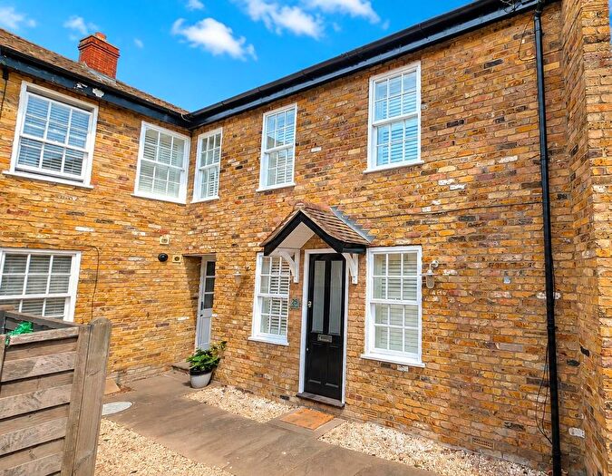 2 Bedroom Semi-detached House To Rent In Church Street, Ware, SG12