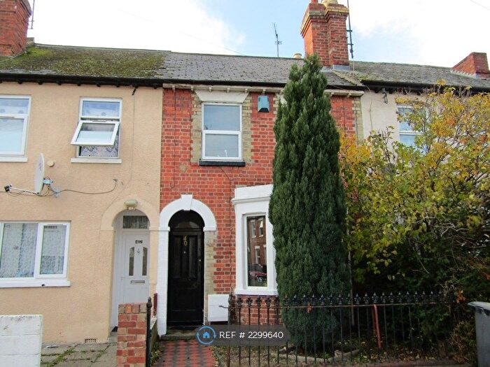 4 Bedroom Terraced House To Rent In Blenheim Road, Reading, RG1