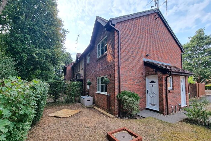 1 Bedroom End Of Terrace House To Rent In Valley Park, SO53