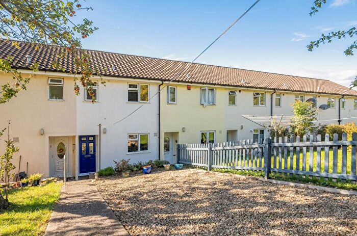 2 Bedroom Terraced House For Sale In Wells Road, Glastonbury, BA6