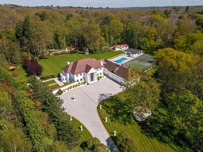 7 Bedroom Property For Sale In Byfleet Road, Cobham, Surrey, United Kingdom, KT11