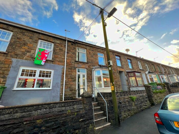 3 Bedroom Property To Rent In Wood Street, Cilfynydd, Pontypridd, CF37