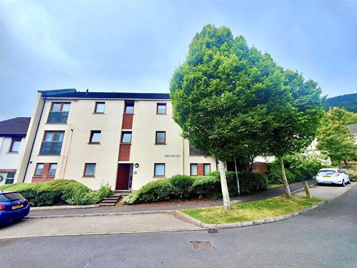 2 Bedroom Apartment / Flats For Sale In C Heath Lodge Drive, Belfast, BT13
