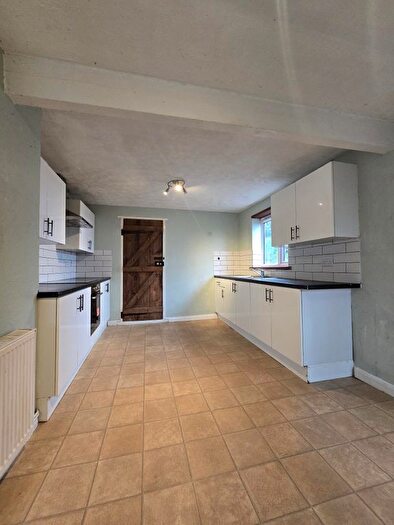 4 Bedroom Property To Rent In Coronation Cottages, Robertsbridge, TN32