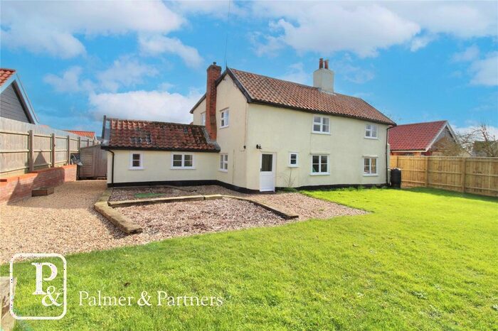 4 Bedroom Detached House For Sale In Langshaw Close, Framlingham, Woodbridge, Suffolk, IP13