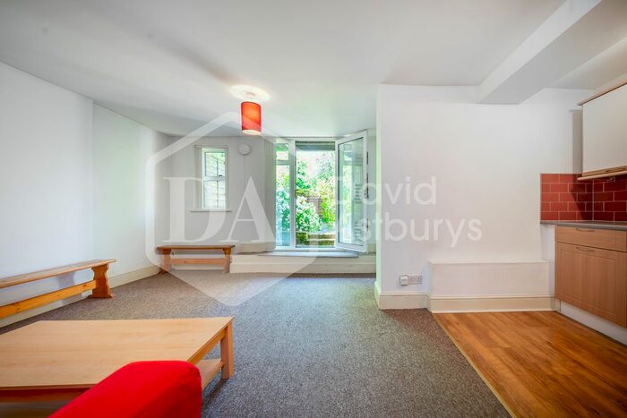 1 Bedroom Flat To Rent In Camden Road, Holloway, London, N7