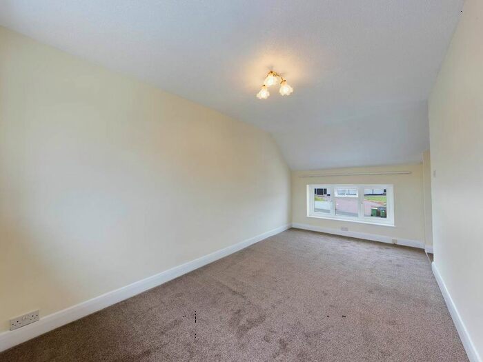 5 Bedroom Property To Rent In Brook Lane, Bexley, Kent, DA5