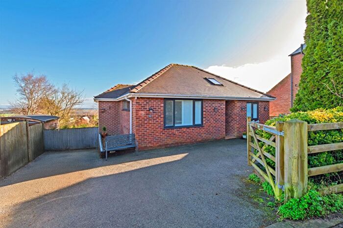 2 Bedroom Detached House For Sale In Top Road, Frodsham, WA6