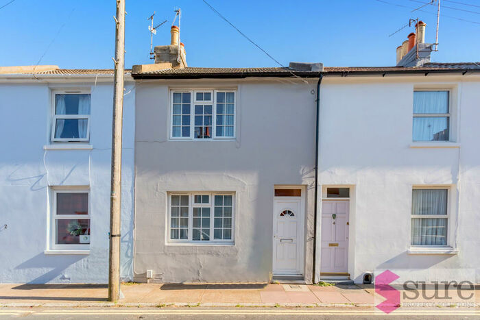 2 Bedroom Terraced House To Rent In Holland Street, Brighton, BN2