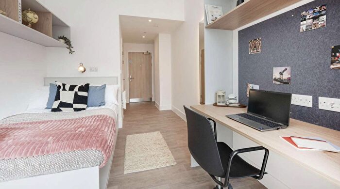 Studio To Rent In St Vincent Street, Glasgow, Glasgow City, G2