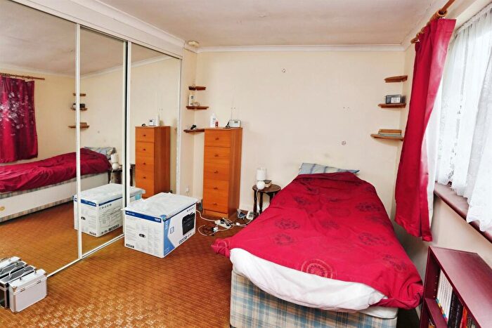 3 Bedroom Terraced House For Sale In Valentine Close, Fareham, PO15
