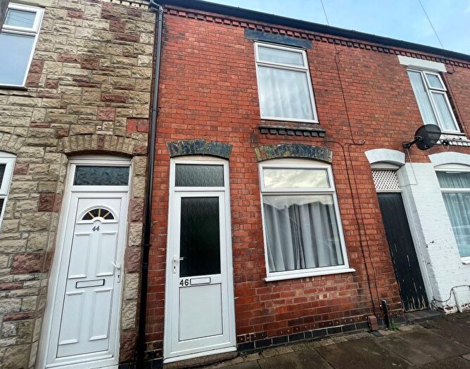 3 Bedroom Terraced House For Sale In Lothair Road, Off Aylestone Road, Leicester, LE2