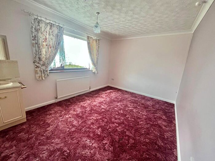 2 Bedroom Detached Bungalow For Sale In Hall Lane, Moulton Seas End, PE12