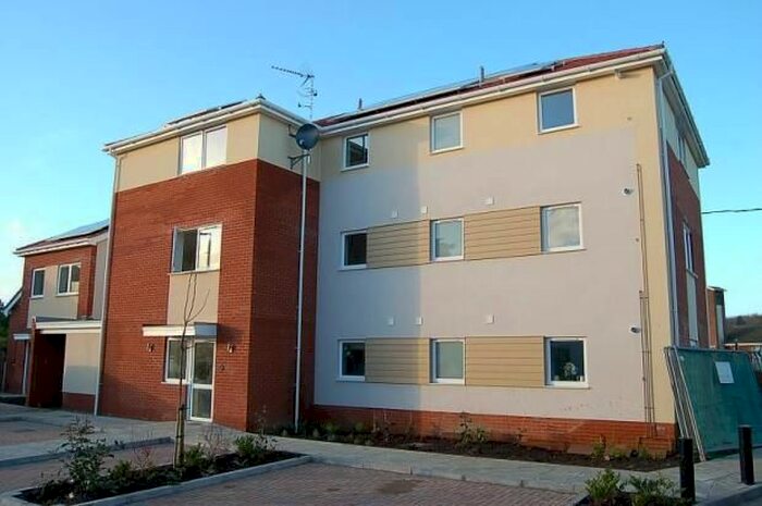 2 Bedroom Flat To Rent In Nine Elms Mews, Bishopstoke, Eastleigh, SO50