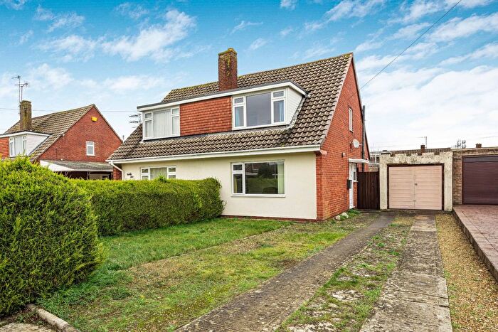 3 Bedroom Semi-Detached House For Sale In Tiverton Close, Cheltenham, Gloucestershire, GL51