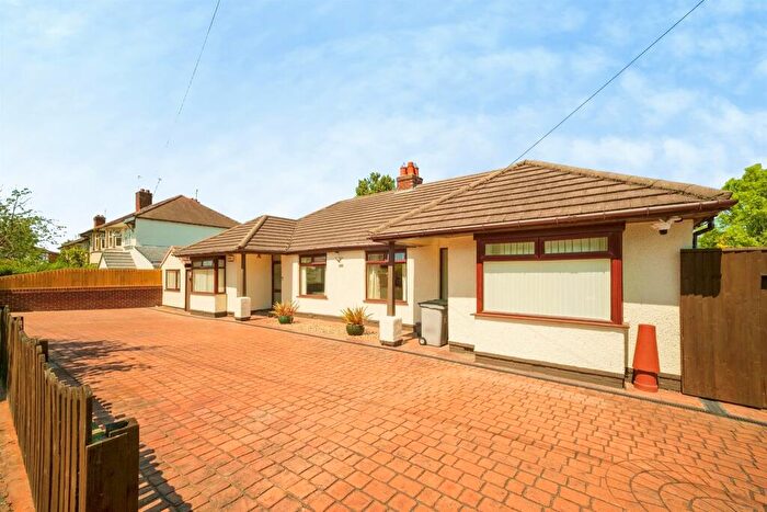5 Bedroom Detached Bungalow For Sale In Woodside Road, Wirral, CH61