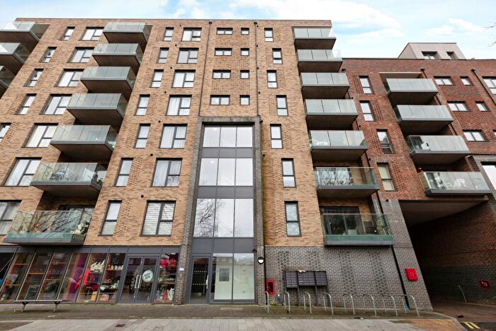 1 Bedroom Flat For Sale In Abbey Road, Barking, IG11