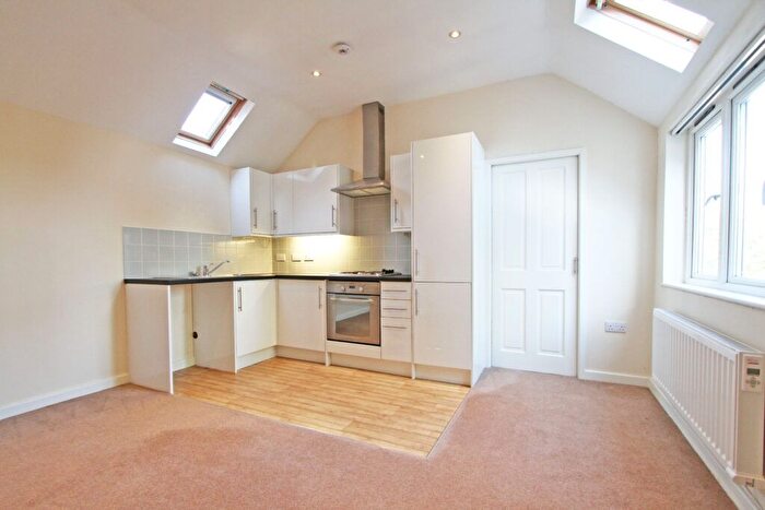 1 Bedroom Flat To Rent In Heath Court, Hook Norton, Oxon, OX15