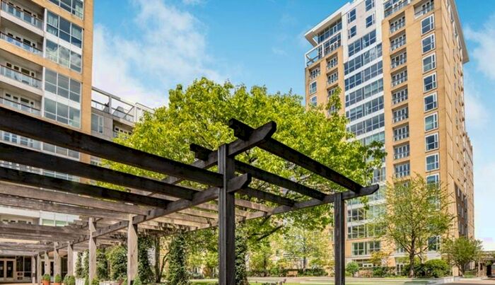 2 Bedroom Flat To Rent In Westferry Circus, London, E14