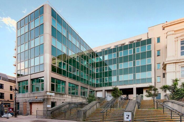 1 Bedroom Flat To Rent In Green Diamond, Bartholomew Square, BN1