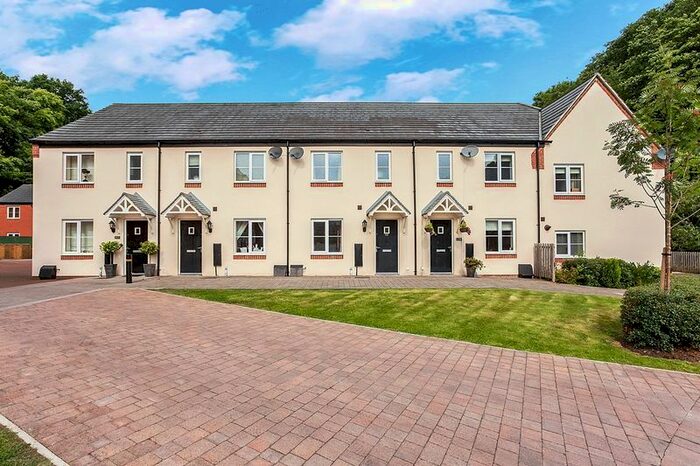 3 Bedroom Mews House To Rent In Bath Vale, Congleton CW12