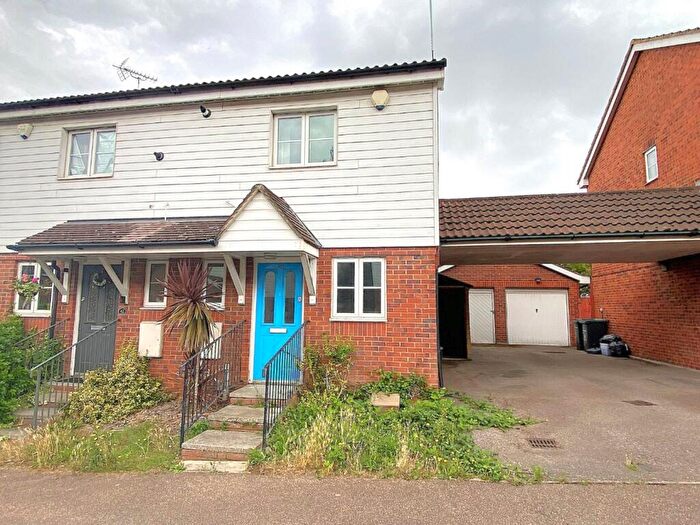 2 Bedroom House For Sale In Maritime Gate, Gravesend, DA11