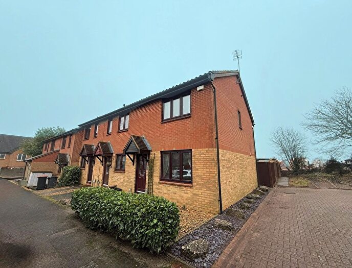 3 Bedroom Terraced House To Rent In Bryant Way, Toddington, LU5