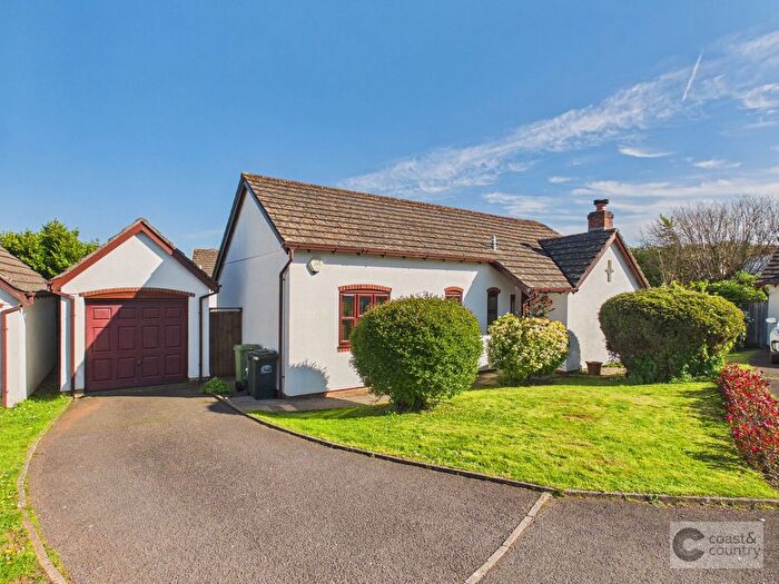 2 Bedroom Bungalow For Sale In Abbotsridge Drive, Ogwell, TQ12