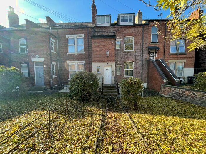 Studio To Rent In Moorland Avenue, Leeds, LS6