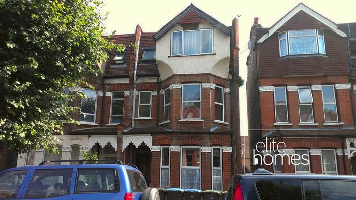 1 Bedroom Flat To Rent In Broomfield Avenue, London, N13