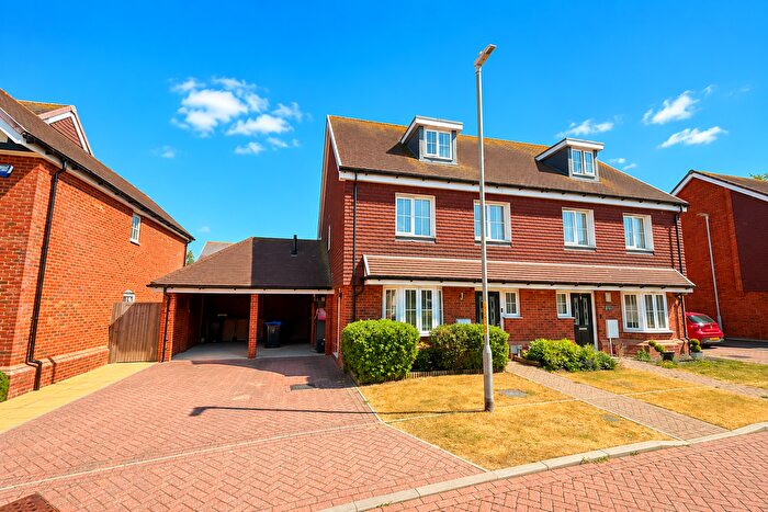 4 Bedroom Semi-Detached House For Sale In Gap Road, Margate, CT9