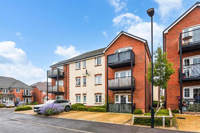 2 Bedroom Apartment For Sale In Richard Road, Chichester, PO19