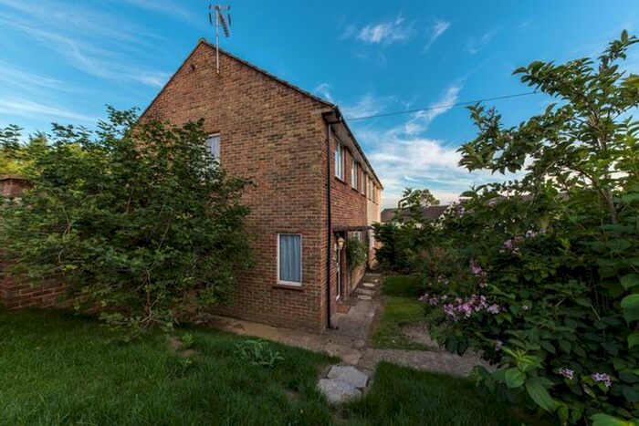 1 Bedroom Property To Rent In Kent Avenue, Canterbury, CT1