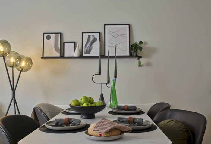 2 Bedroom Apartment To Rent In Newbury, Berkshire, RG14